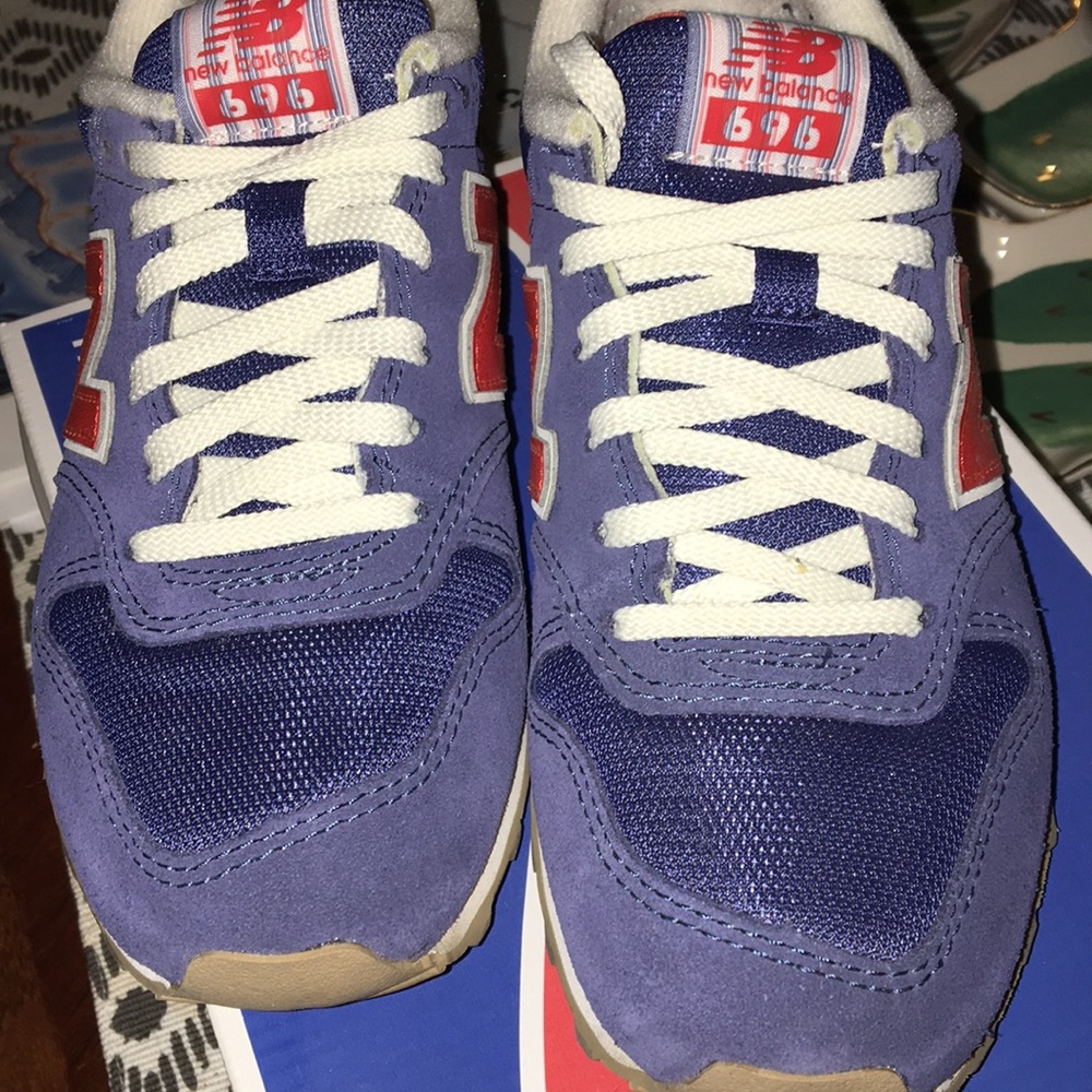 New Balance Womens Size 5